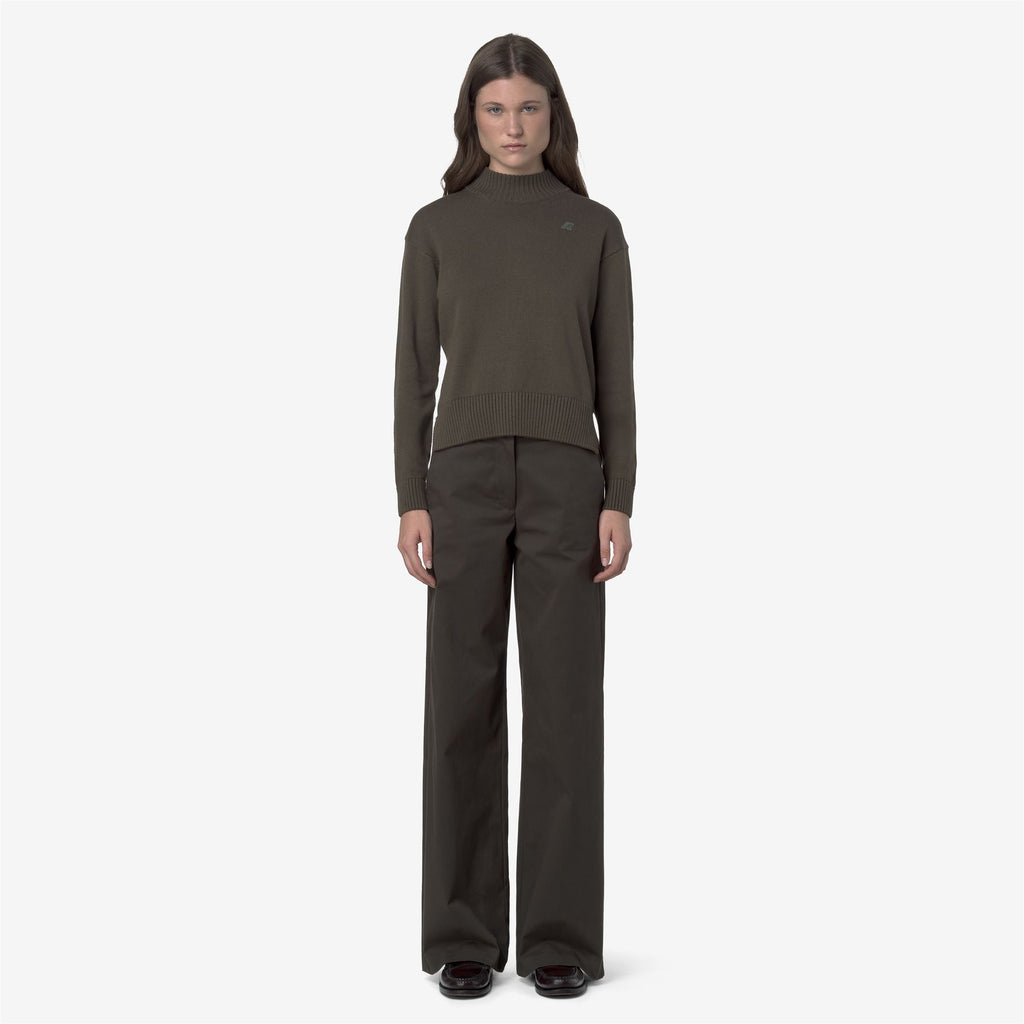 Pants_WOMAN_TYANNE TWILL TECH PEACH_Chino_Black Olive - Commercial 4