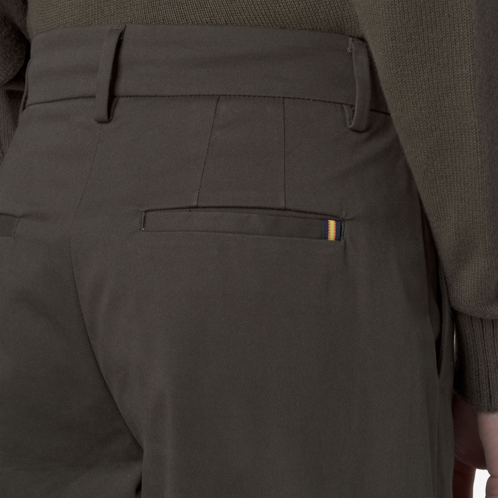Pants_WOMAN_TYANNE TWILL TECH PEACH_Chino_Black Olive - Commercial 7