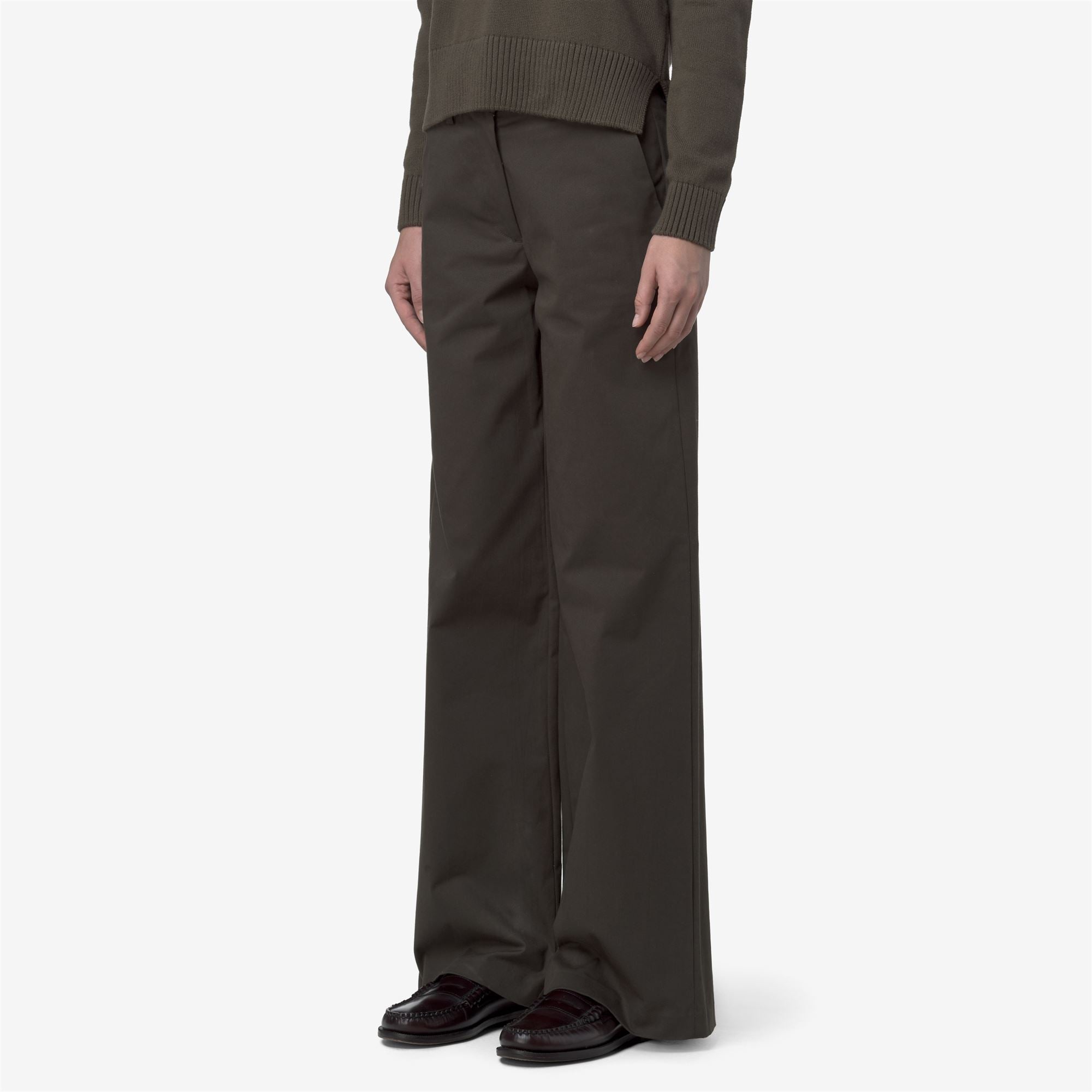 Pants_WOMAN_TYANNE TWILL TECH PEACH_Chino_Black Olive - Commercial 5