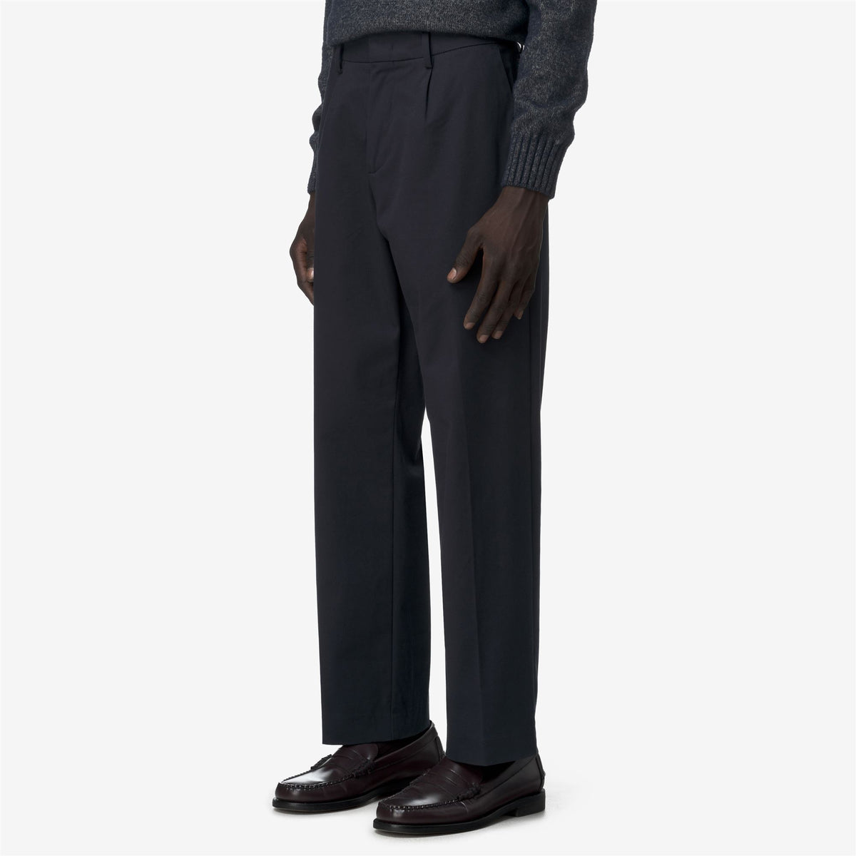 Pants_MAN_RALPH TWILL TECH PEACH_Chino_Blue Depth - Commercial 5