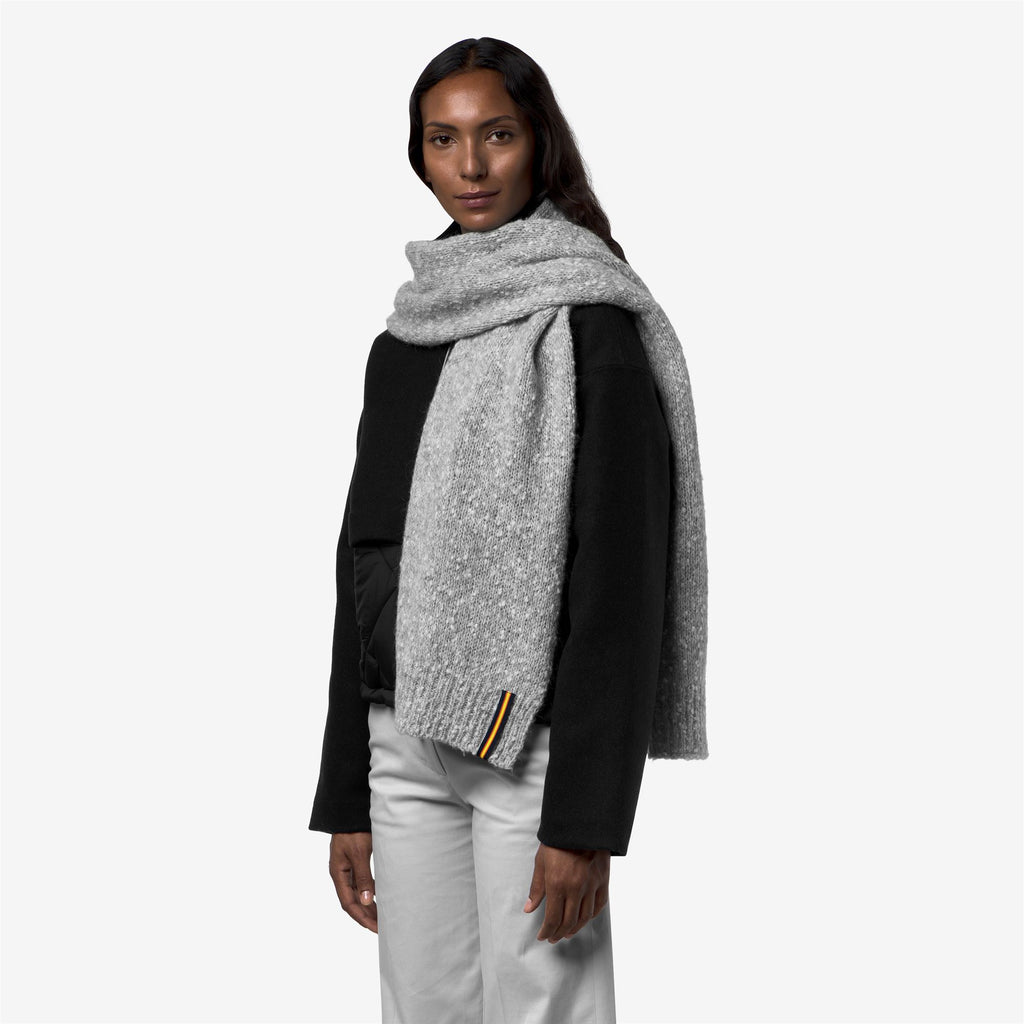 Scarves_Woman_ECHARME COCCOLA YARN_Scarf_GREY - WHITE - Commercial 5
