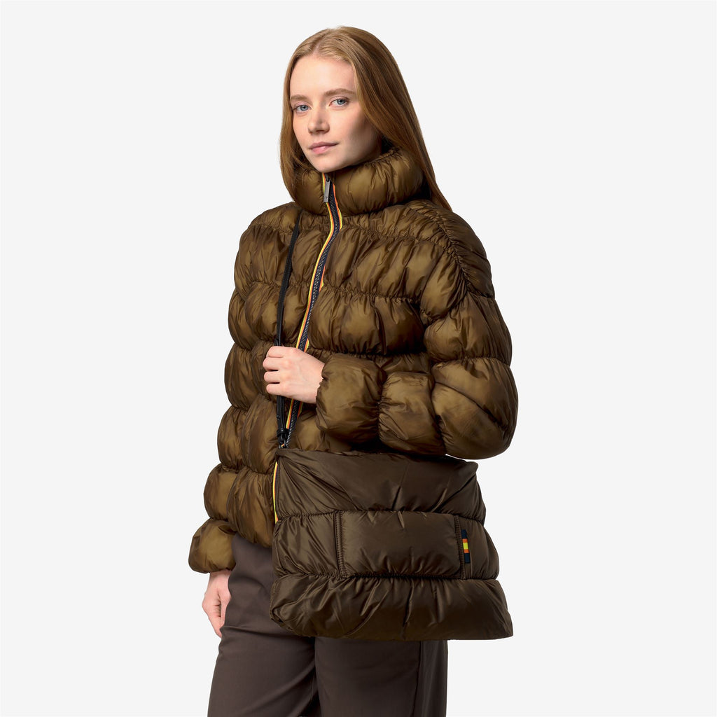 Bags_Woman_MATELIS MAXI RUFFLE_Pochette_BROWN - Commercial 5