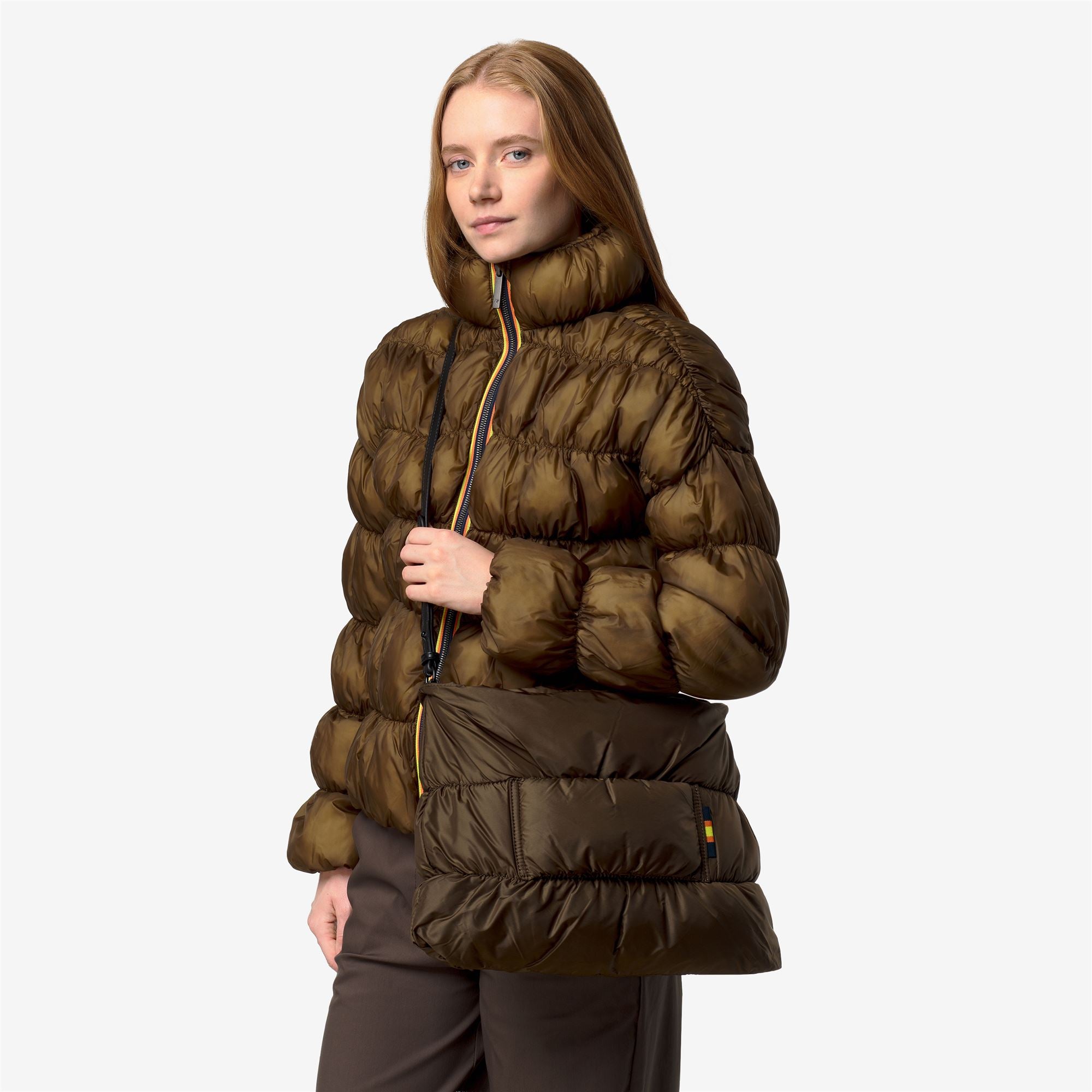 Bags_Woman_MATELIS MAXI RUFFLE_Pochette_BROWN - Commercial 5
