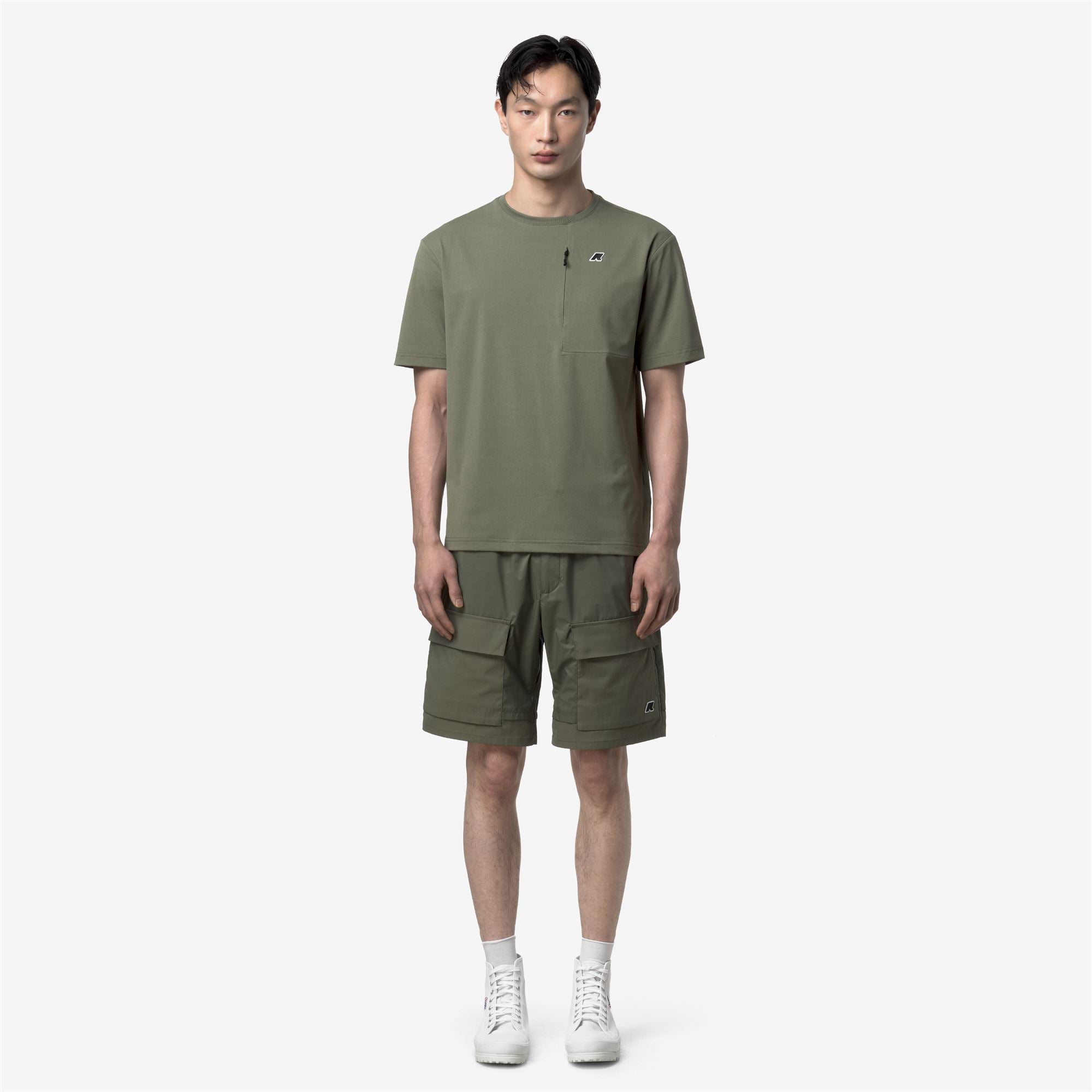T-Shirts & Top_Man_AUTHION_T-Shirt_Green Lichen - Commercial 4