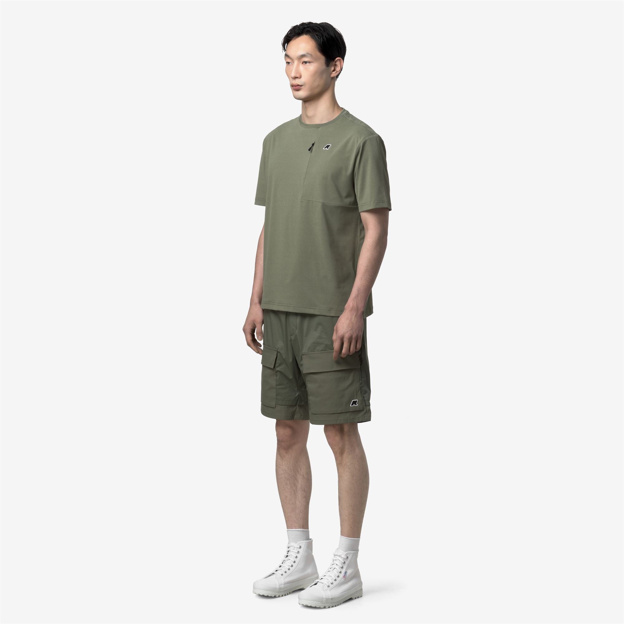 T-Shirts & Top_Man_AUTHION_T-Shirt_Green Lichen - Commercial 5
