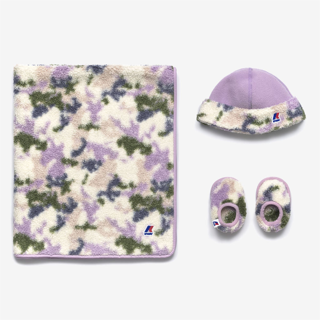 Sets_KID UNISEX_E. GIFT SET POLAR GRAPHIC_Blanket / Hat / Shoes_VIOLET L - CAMO GIRL PINK - Commercial 1