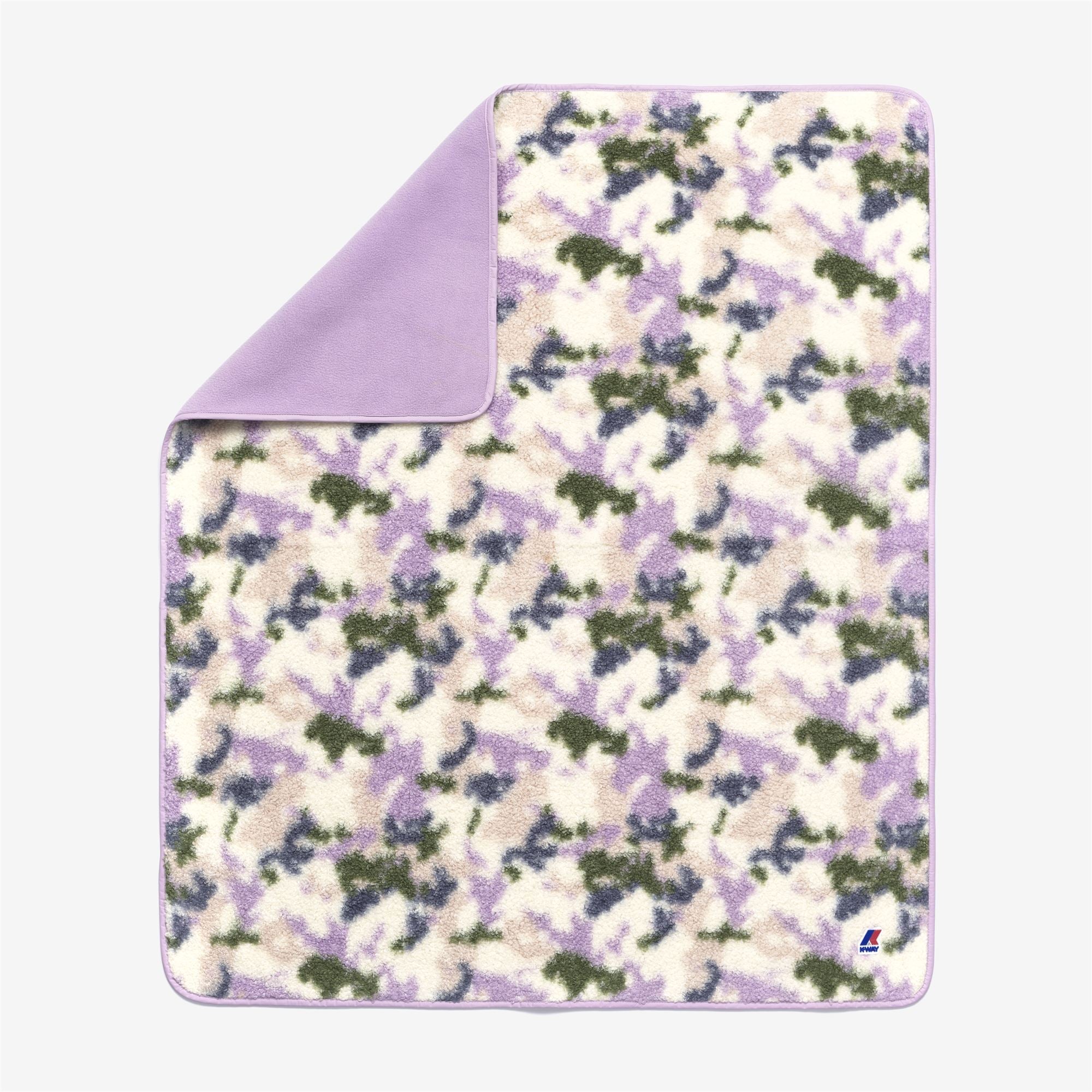 Sets_KID UNISEX_E. GIFT SET POLAR GRAPHIC_Blanket / Hat / Shoes_VIOLET L - CAMO GIRL PINK - Commercial 3