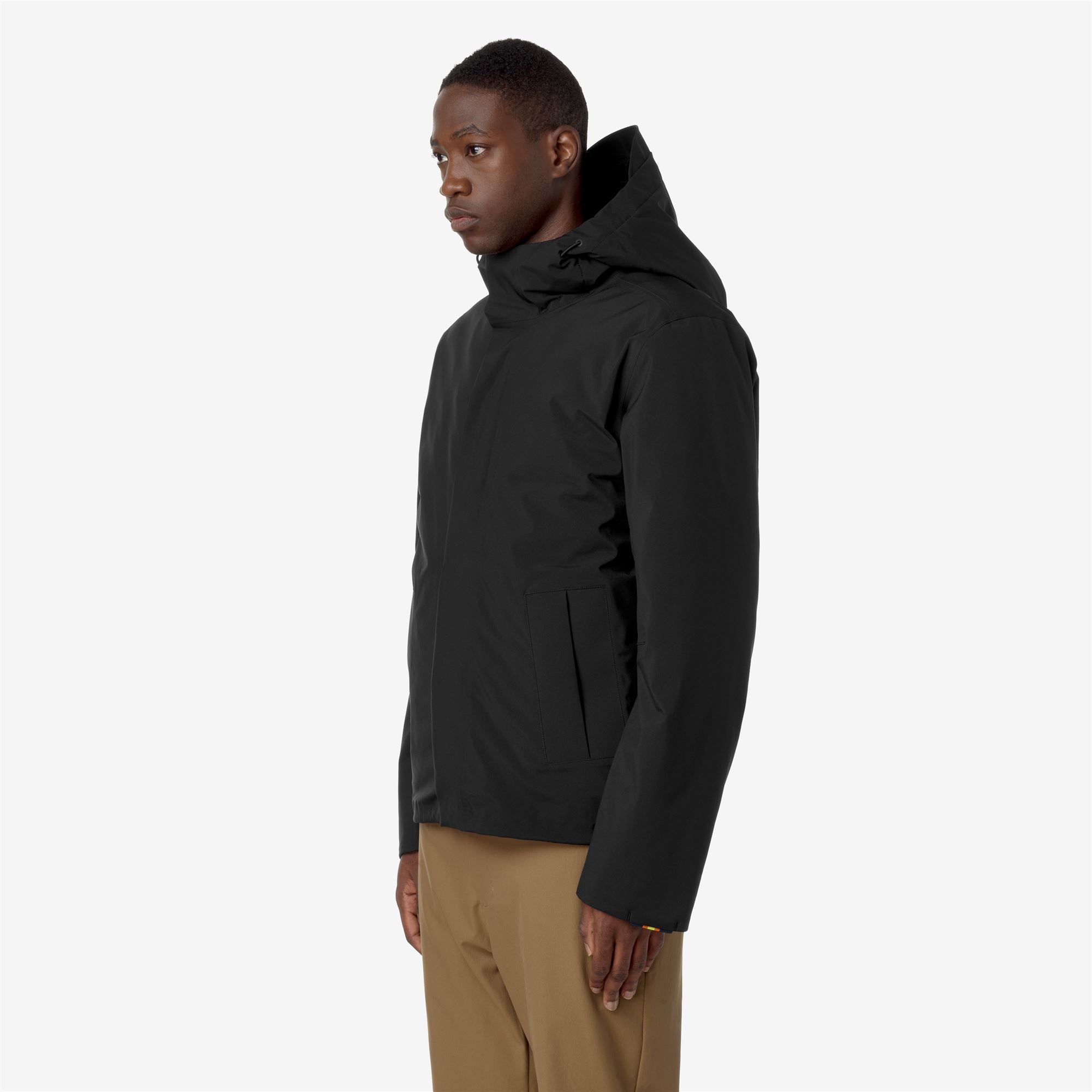 Jackets_MAN_JACKEN BONDED PADDED_Short_Black Pure - Commercial 5
