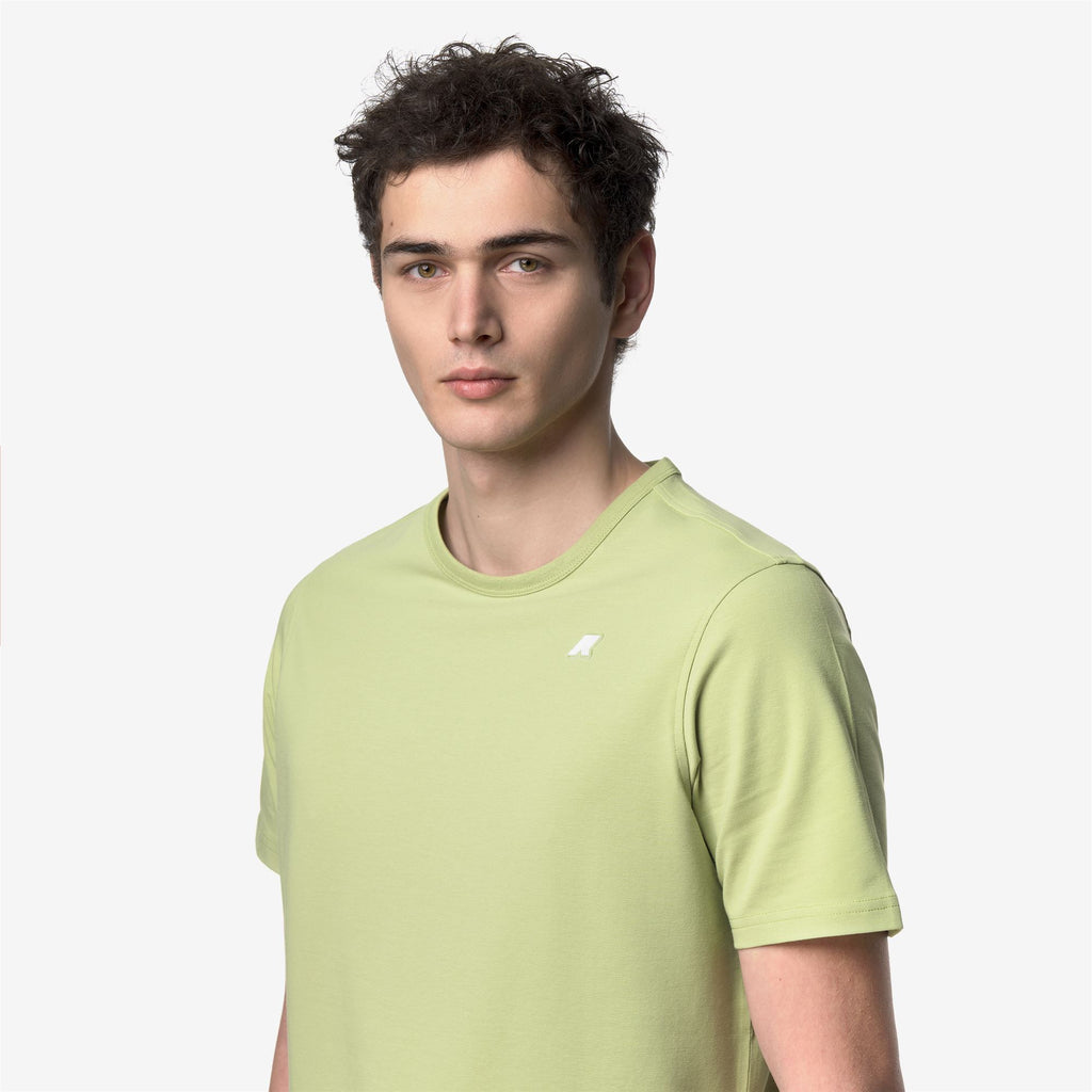 T-Shirts & Top_Man_ADAME LIGHT STRETCH JERSEY_T-Shirt_Green Dk Lime - Commercial 7