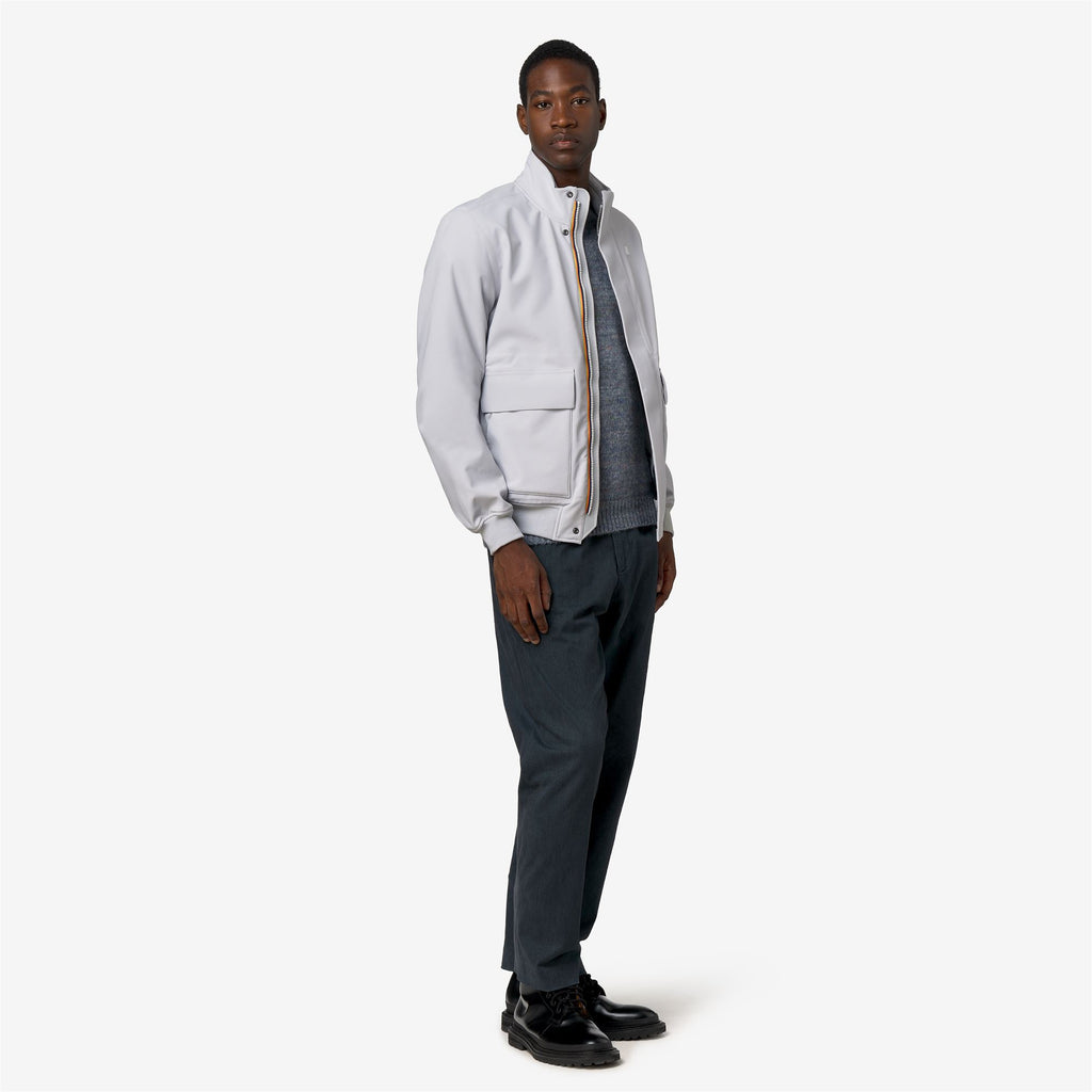 Jackets_Man_HERVE BONDED_Short_Grey Ash - Blue Depth - Commercial 7