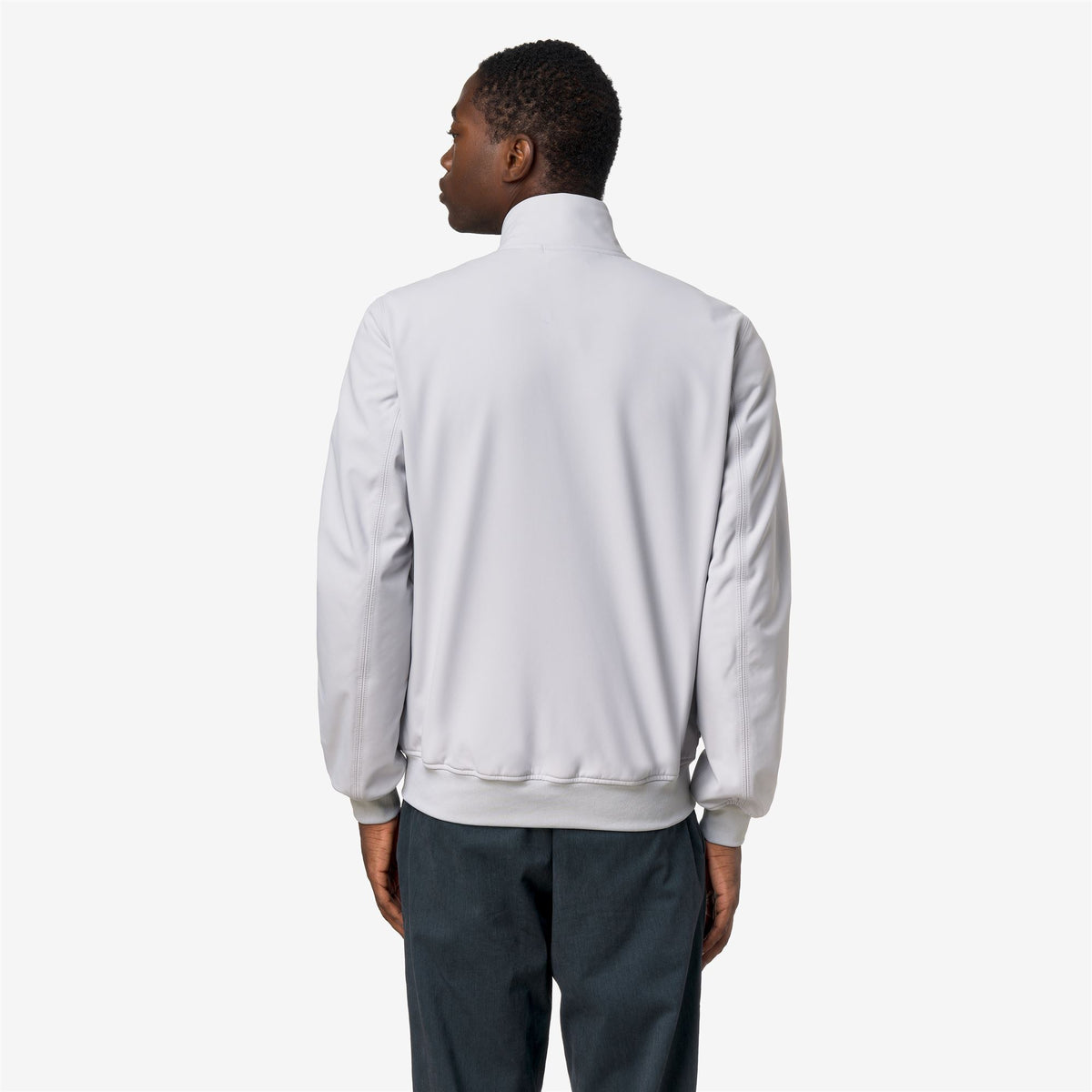 Jackets_Man_HERVE BONDED_Short_Grey Ash - Blue Depth - Commercial 6