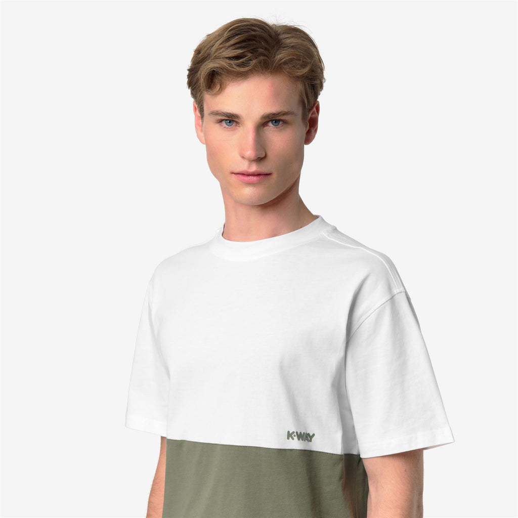 T-Shirts & Top_Man_SOLO JERSEY COLORBLOCK_T-Shirt_Green Lichen - White - Commercial 7
