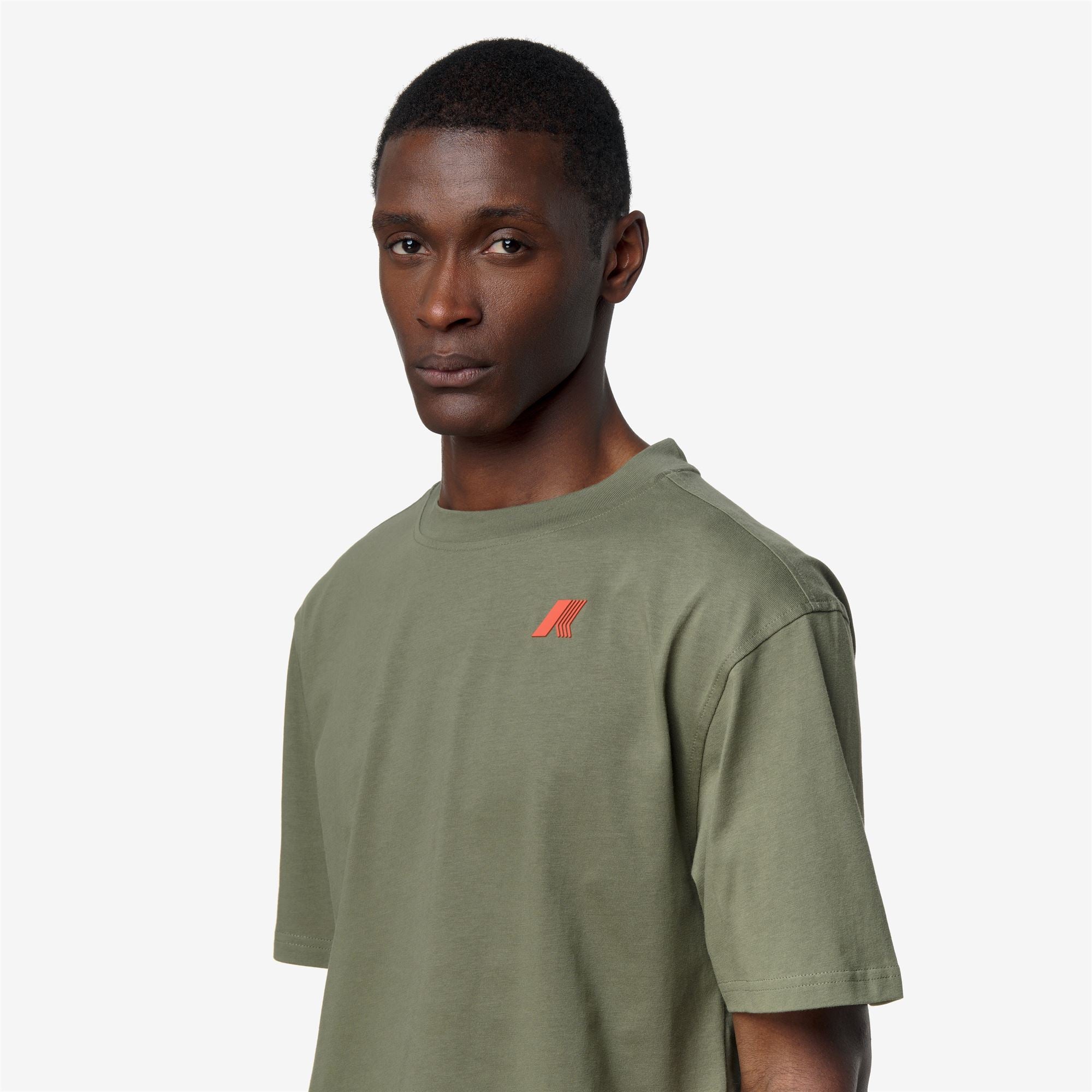 T-Shirts & Top_Man_SOLO JERSEY WAVE_T-Shirt_Green Lichen - Commercial 7