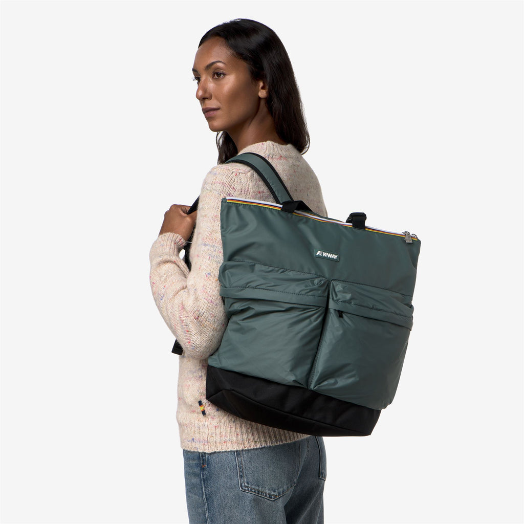 Bags_Unisex_NOAM_Shopping Bag_Green Balsam - Commercial 5