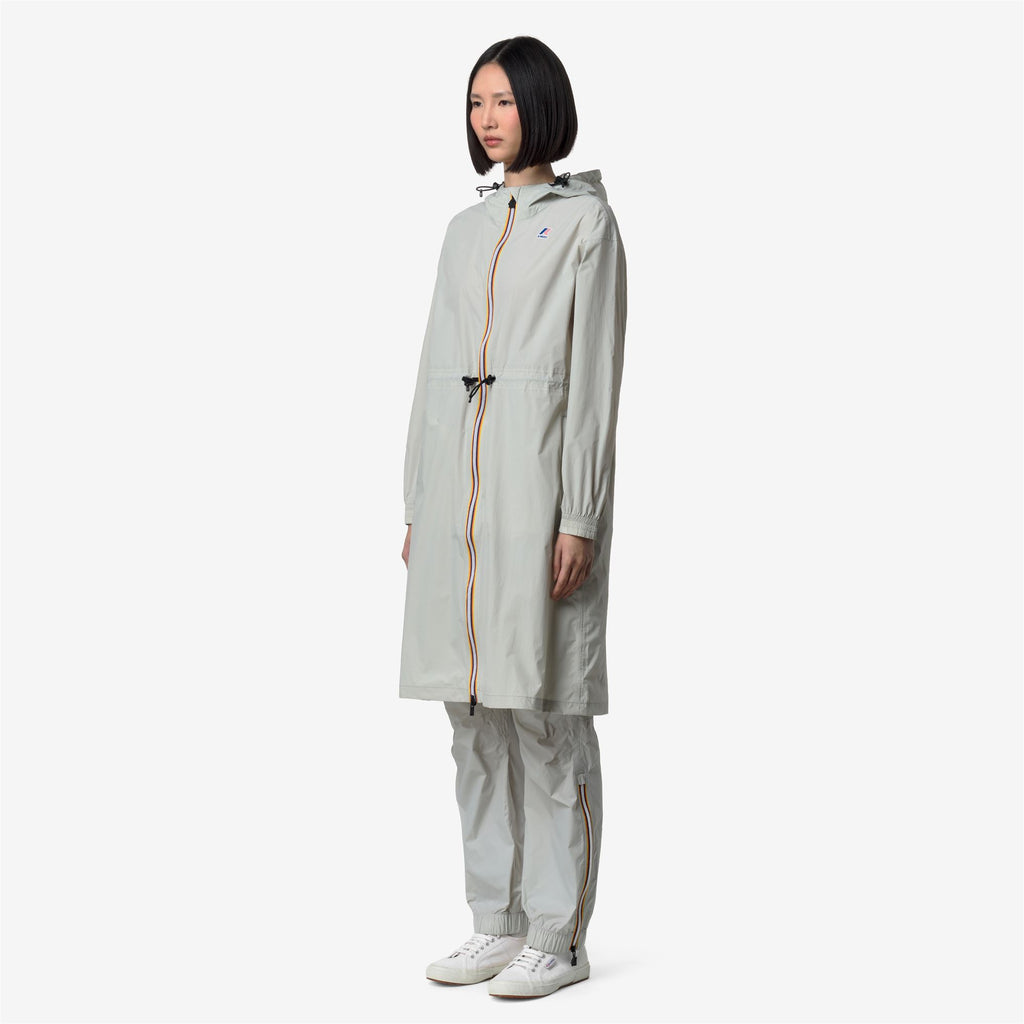 Jackets_WOMAN_LE VRAI 4.0 DELIA_3/4 Length_BEIGE LT - Commercial 5