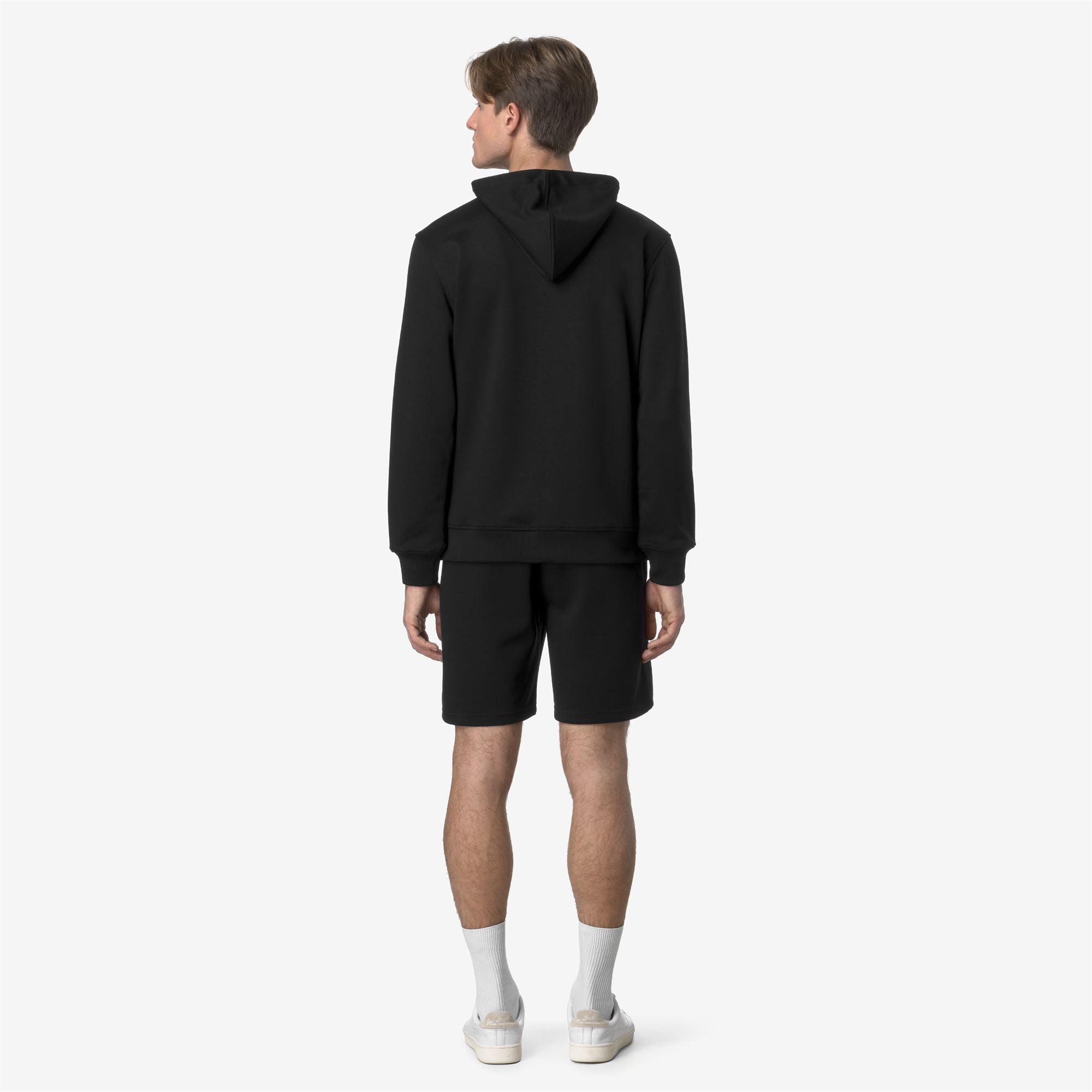Shorts_MAN_THEOTIME LIGHT SPACER_Sport Shorts_Black Pure - Commercial 6