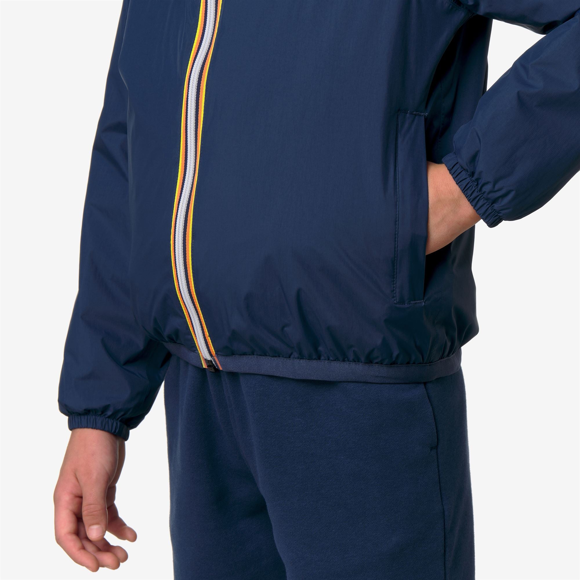 Jackets_KID UNISEX_P. LE VRAI 4.0 CLAUDE WARM_Mid_Blue Insignia - Commercial 7