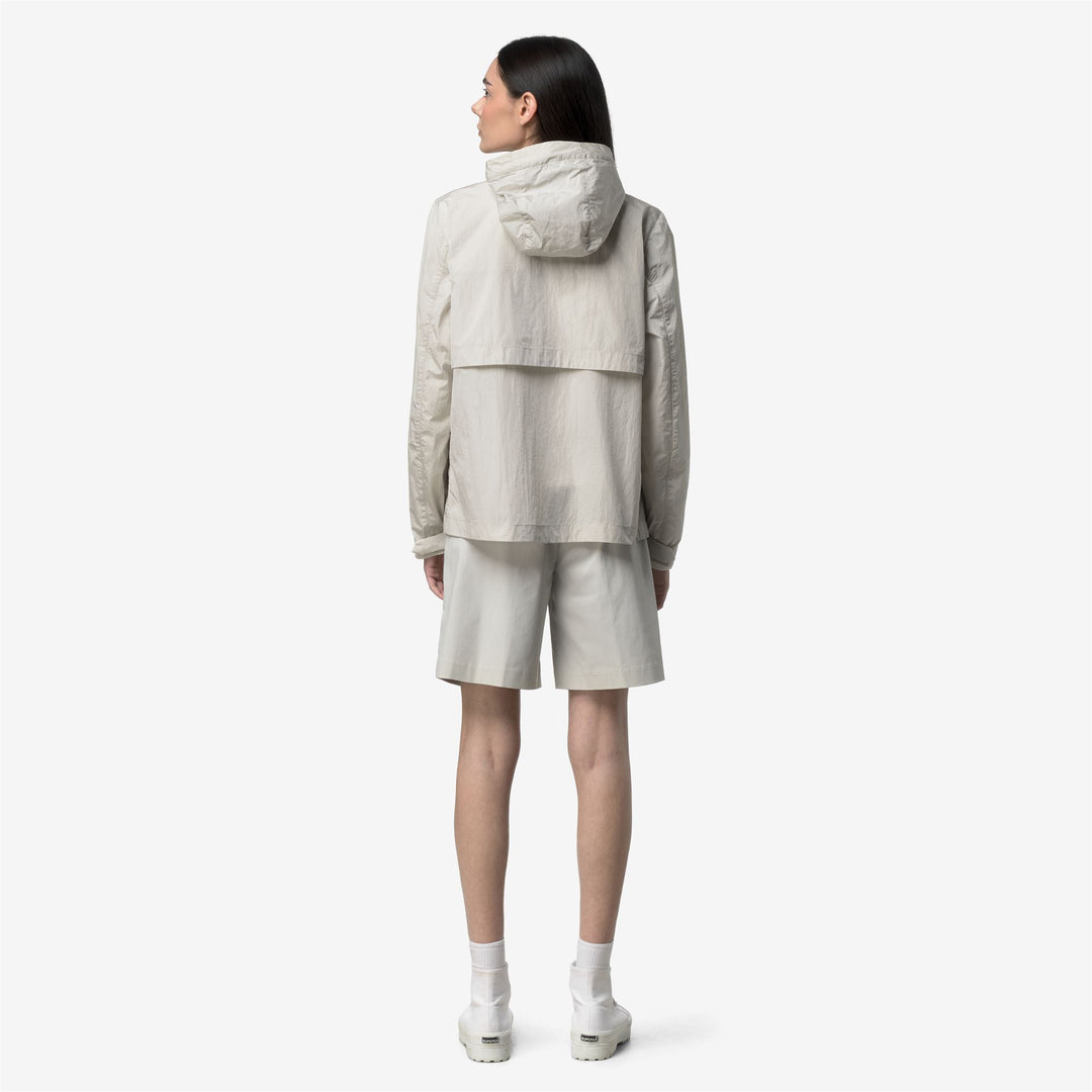 SOPHILE SATIN GLASS - Vestes - Court - Femme - BEIGE LT main