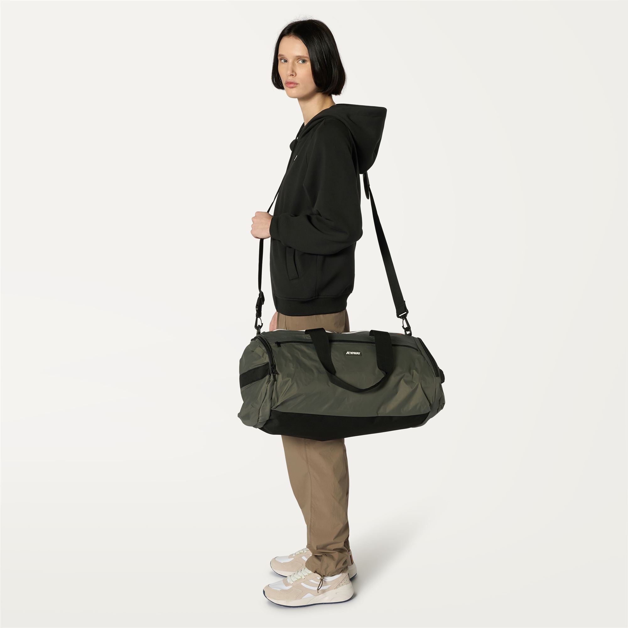 Bags_UNISEX_MAREVILLE M_Duffle_GREEN BLACKISH - Commercial 4