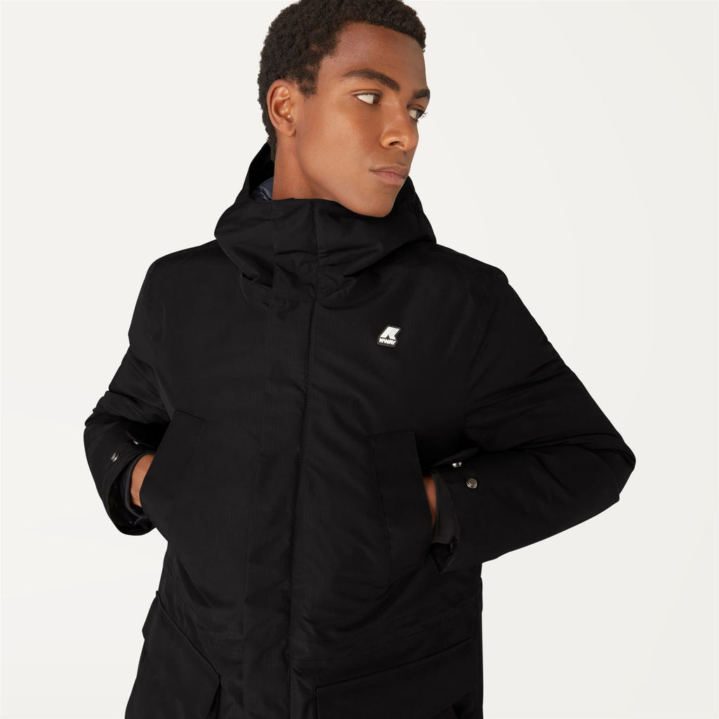 Jackets_MAN_JOSHUA THERMO HEAVY_Mid_Black Pure - Blue Depth - Commercial 7