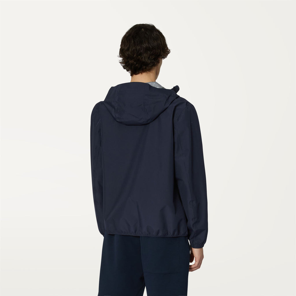 Jackets_MAN_JACK STRETCH DOT_Short_Blue Depth - Commercial 6