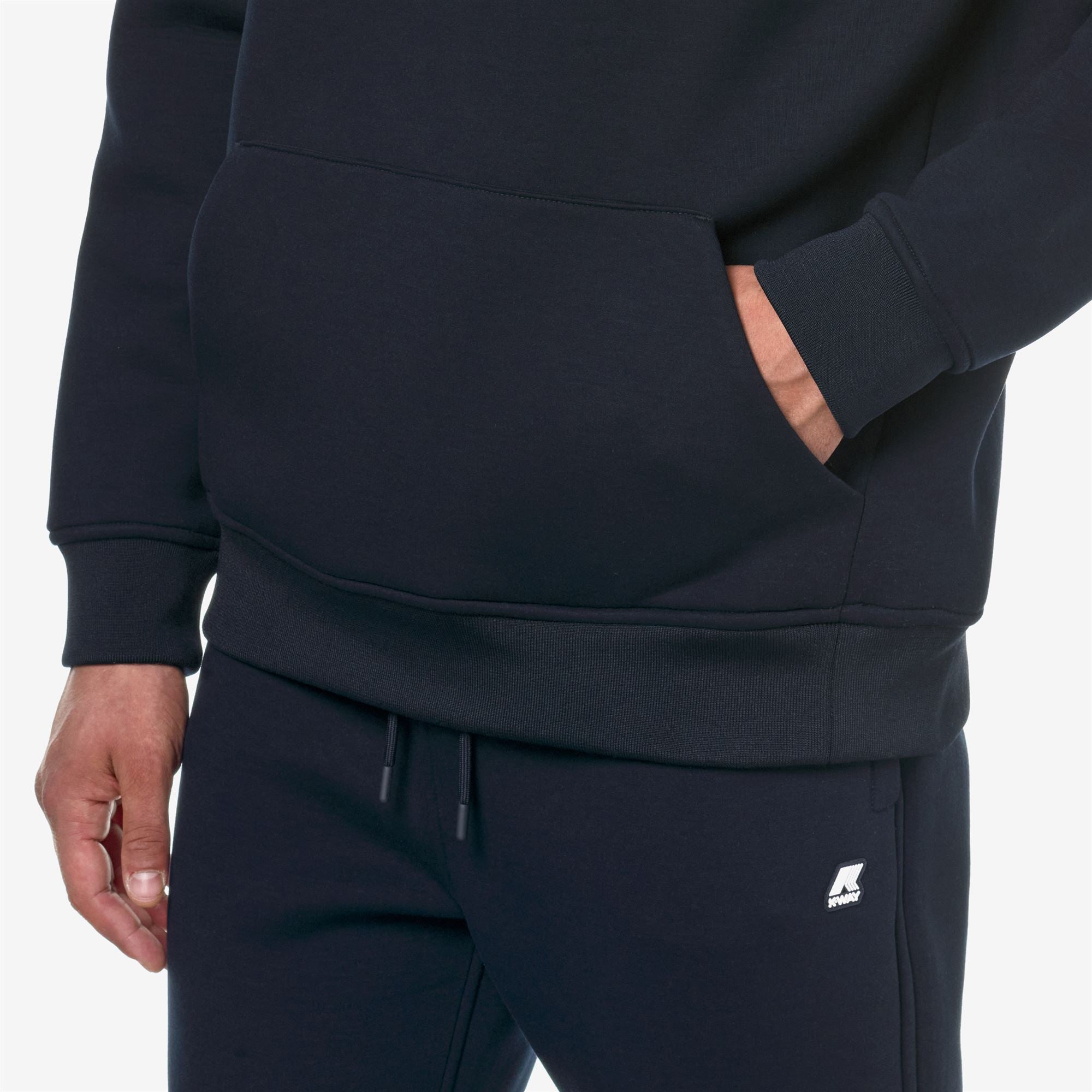 Fleece_MAN_BERNIE SPACER_Pull Over_Blue Depth - Commercial 7