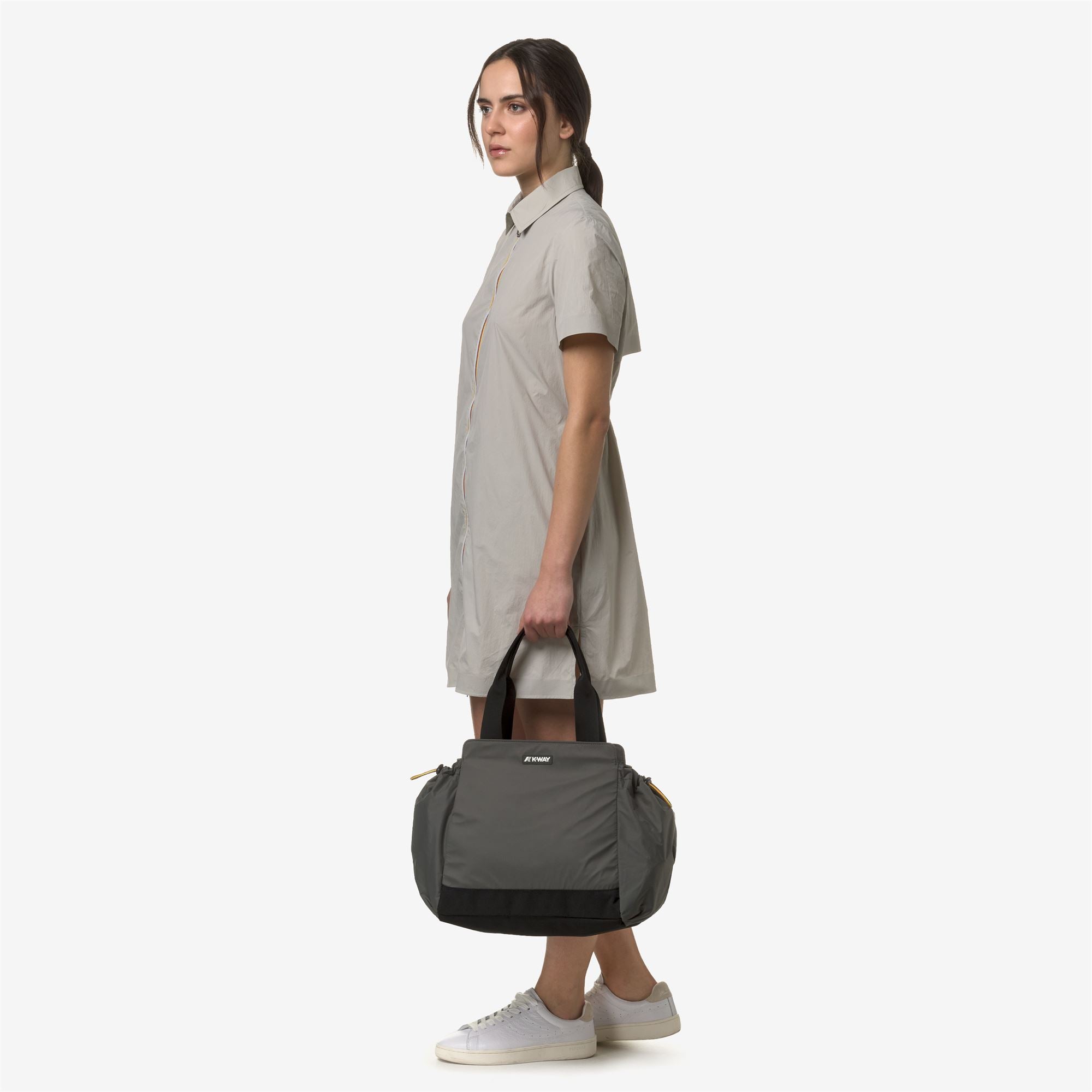 Bags_WOMAN_AISY_Tote Bag_GREEN BLACKISH - Commercial 5