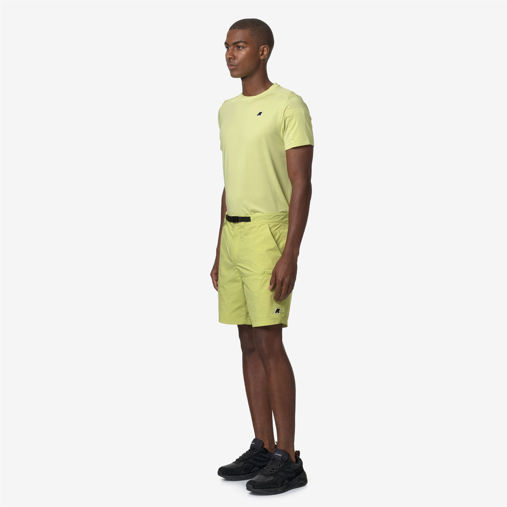 Shorts_Man_TAPRINNE_Cargo_Green Celery - Commercial 5