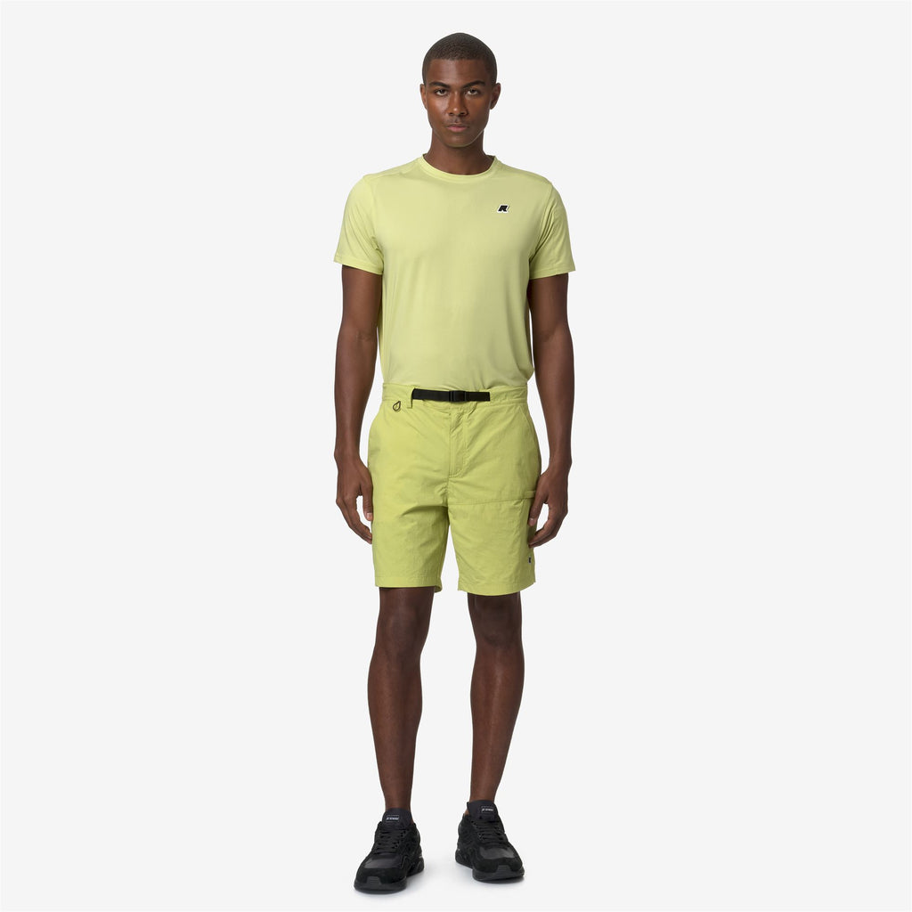 Shorts_Man_TAPRINNE_Cargo_Green Celery - Commercial 4
