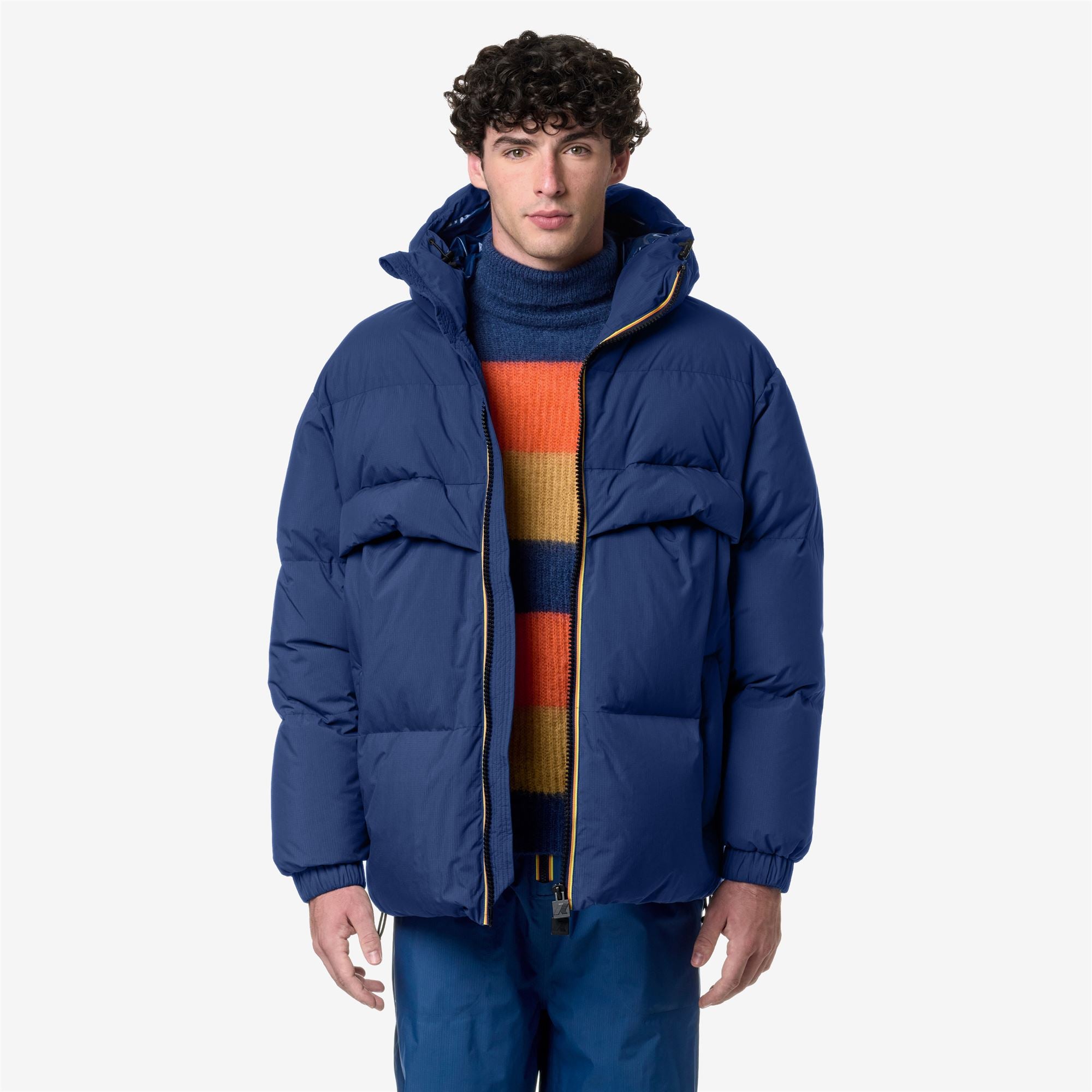 Jackets_Unisex_CLAUDEN 2.1 AMIABLE THERMO HEAVY_Mid_Blue Md Cobalt - Commercial 4