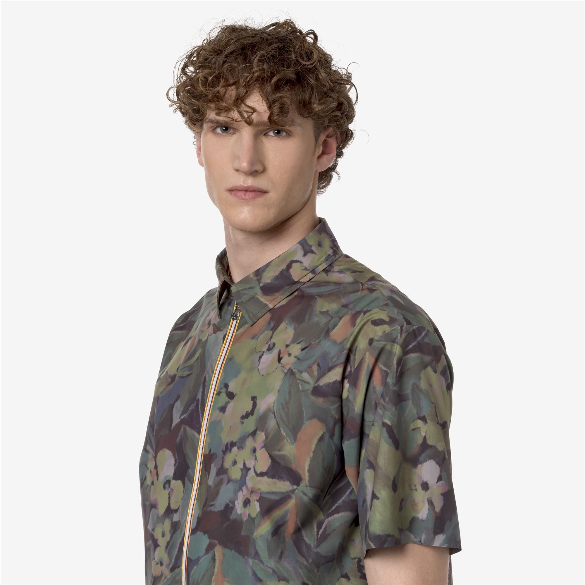 Jackets_Man_LICONCY GRAPHIC_Short_FLORAL SUMMER GRAPHIC - Commercial 7
