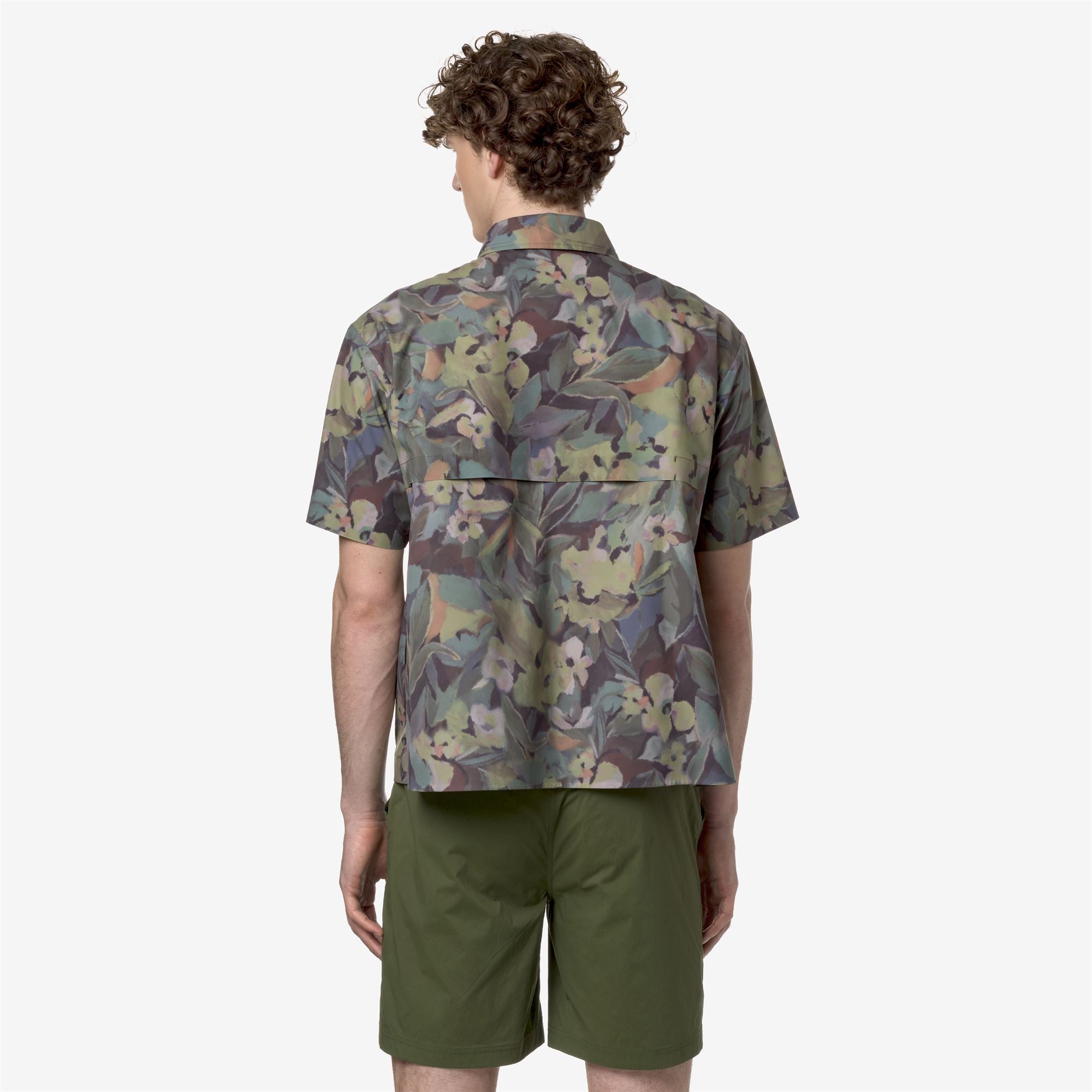 Jackets_Man_LICONCY GRAPHIC_Short_FLORAL SUMMER GRAPHIC - Commercial 6