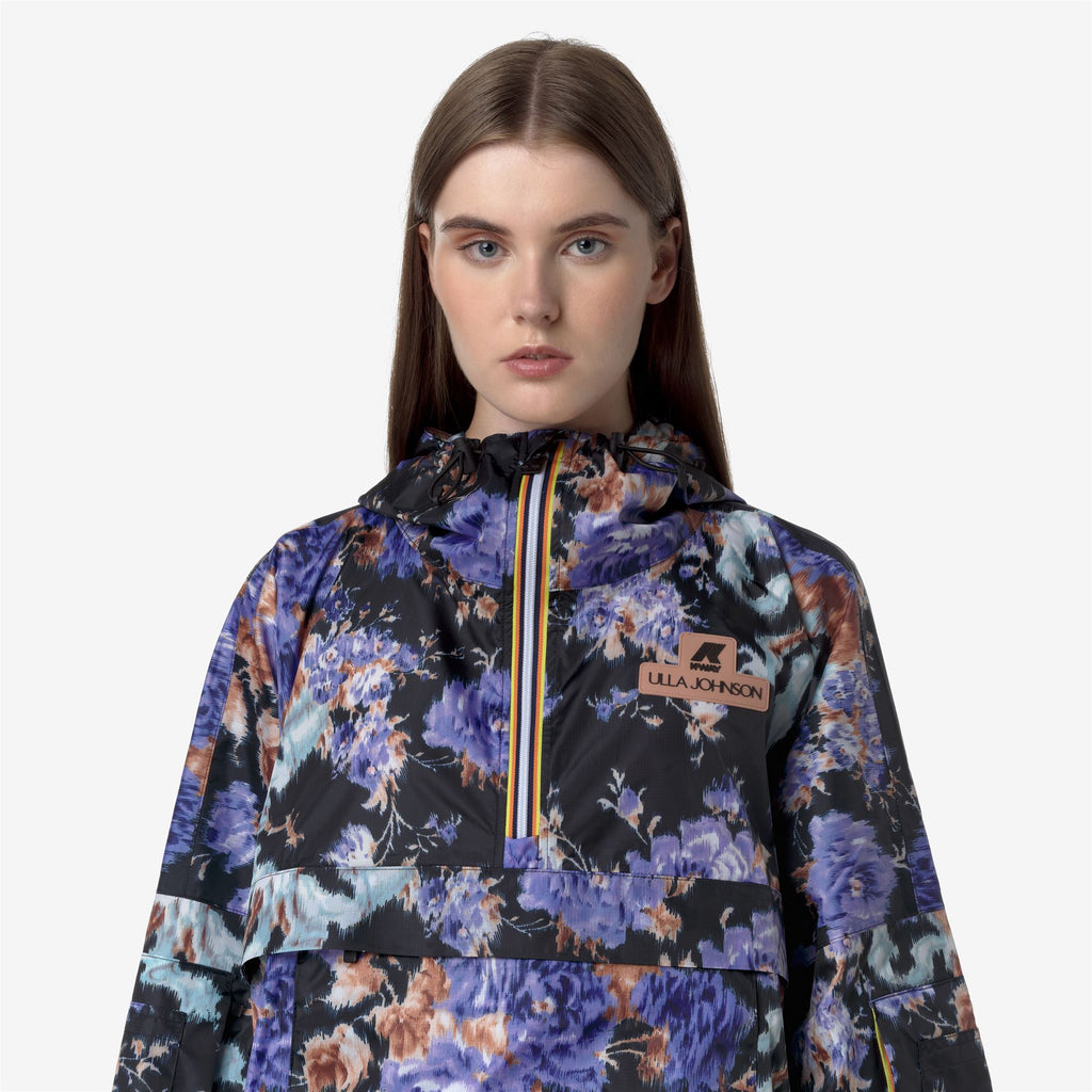 Jackets_UNISEX_ THEREL GRAPHIC UJ_Poncho_Cobalt - Commercial 7