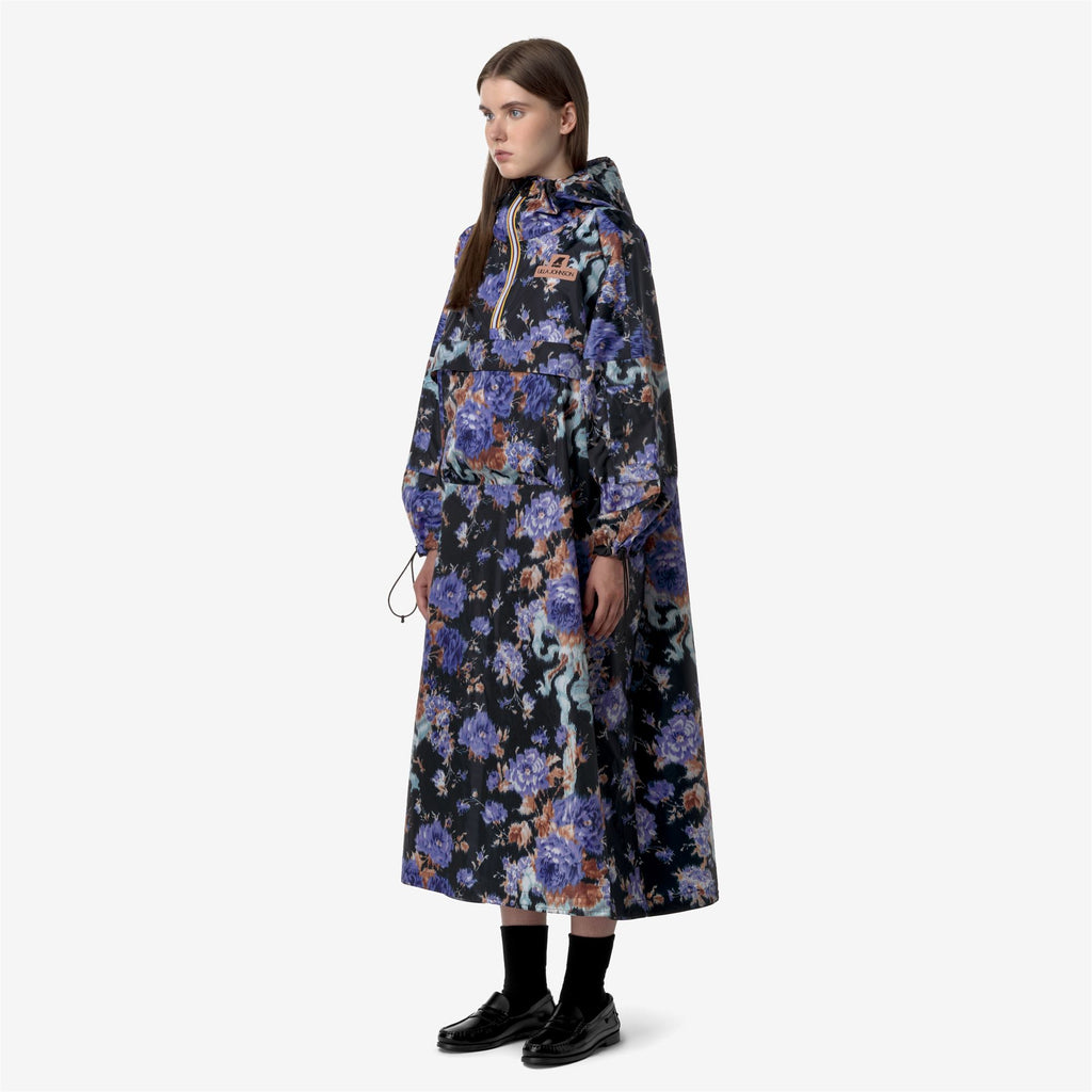 Jackets_UNISEX_ THEREL GRAPHIC UJ_Poncho_Cobalt - Commercial 5