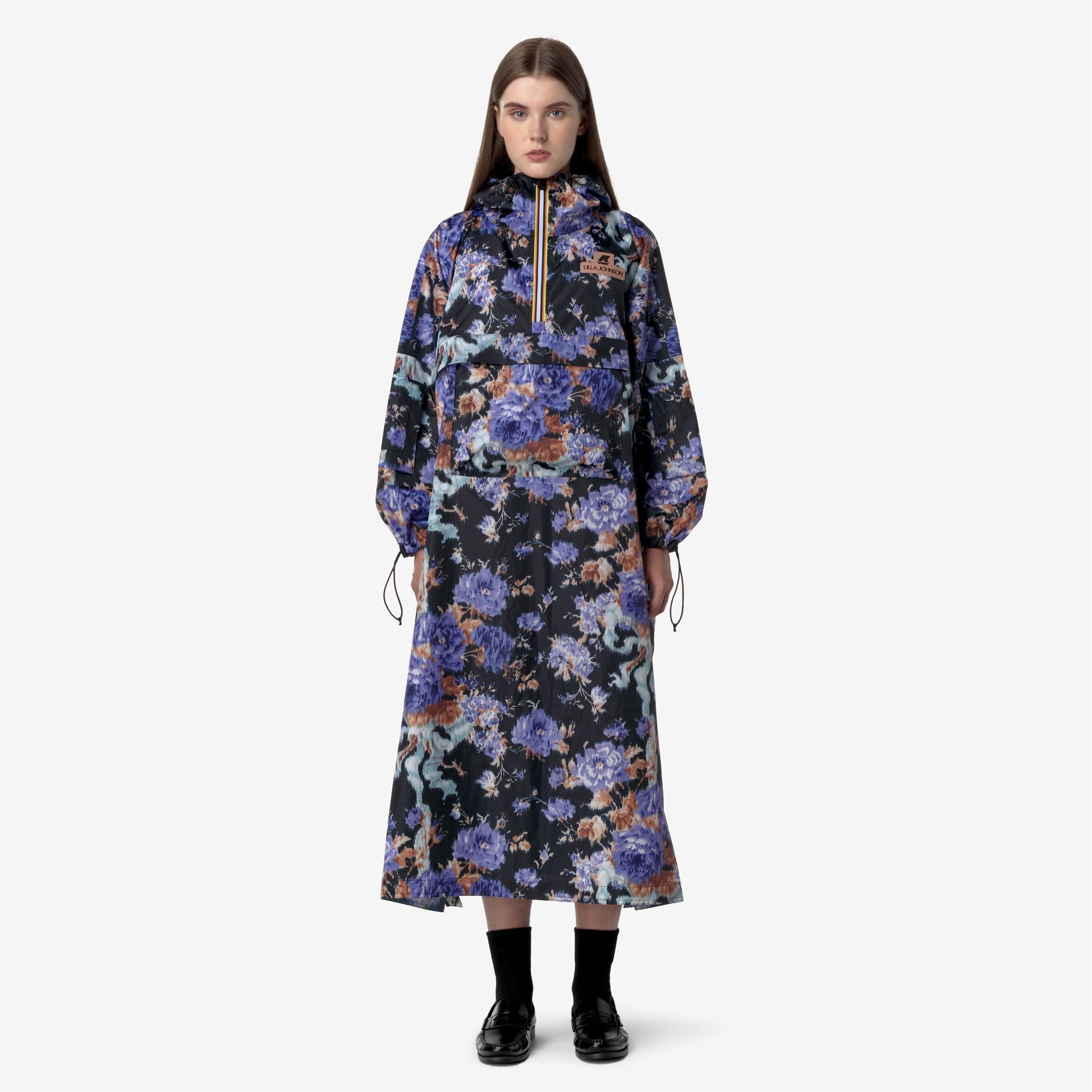 Jackets_UNISEX_ THEREL GRAPHIC UJ_Poncho_Cobalt - Commercial 3