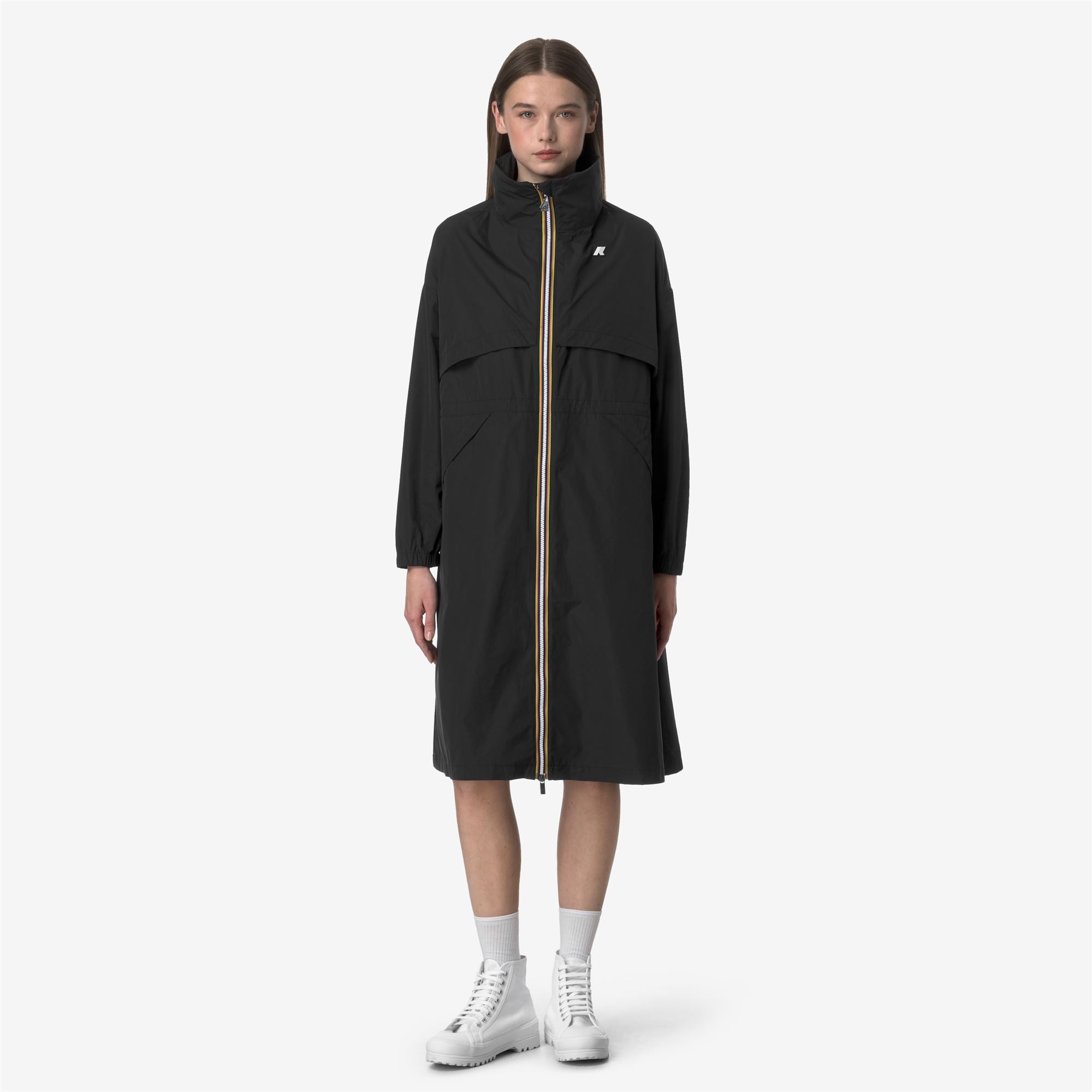 Jackets_WOMAN_AUBE MEMORY TOUCH_Long_Black Pure - Commercial 4