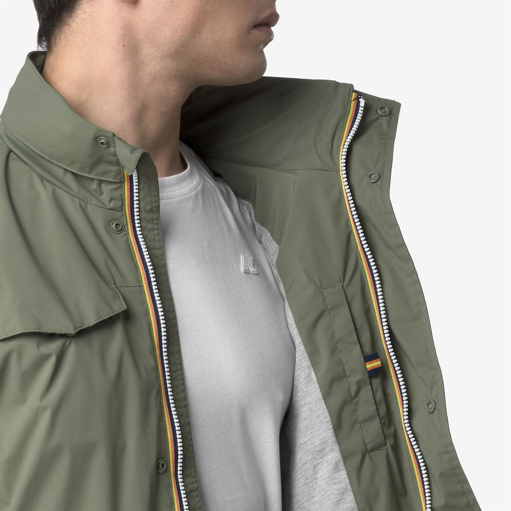 Jackets_MAN_MANUEL STRETCH NYLON JERSEY_Mid_Green Lichen - Commercial 7