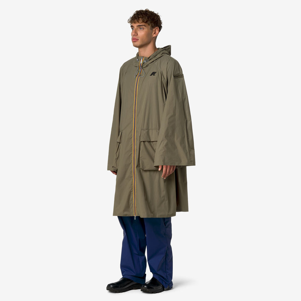 Jackets_Unisex_ROUELLE 4.0 BROMPTON_Poncho_Green Mud - Commercial 5