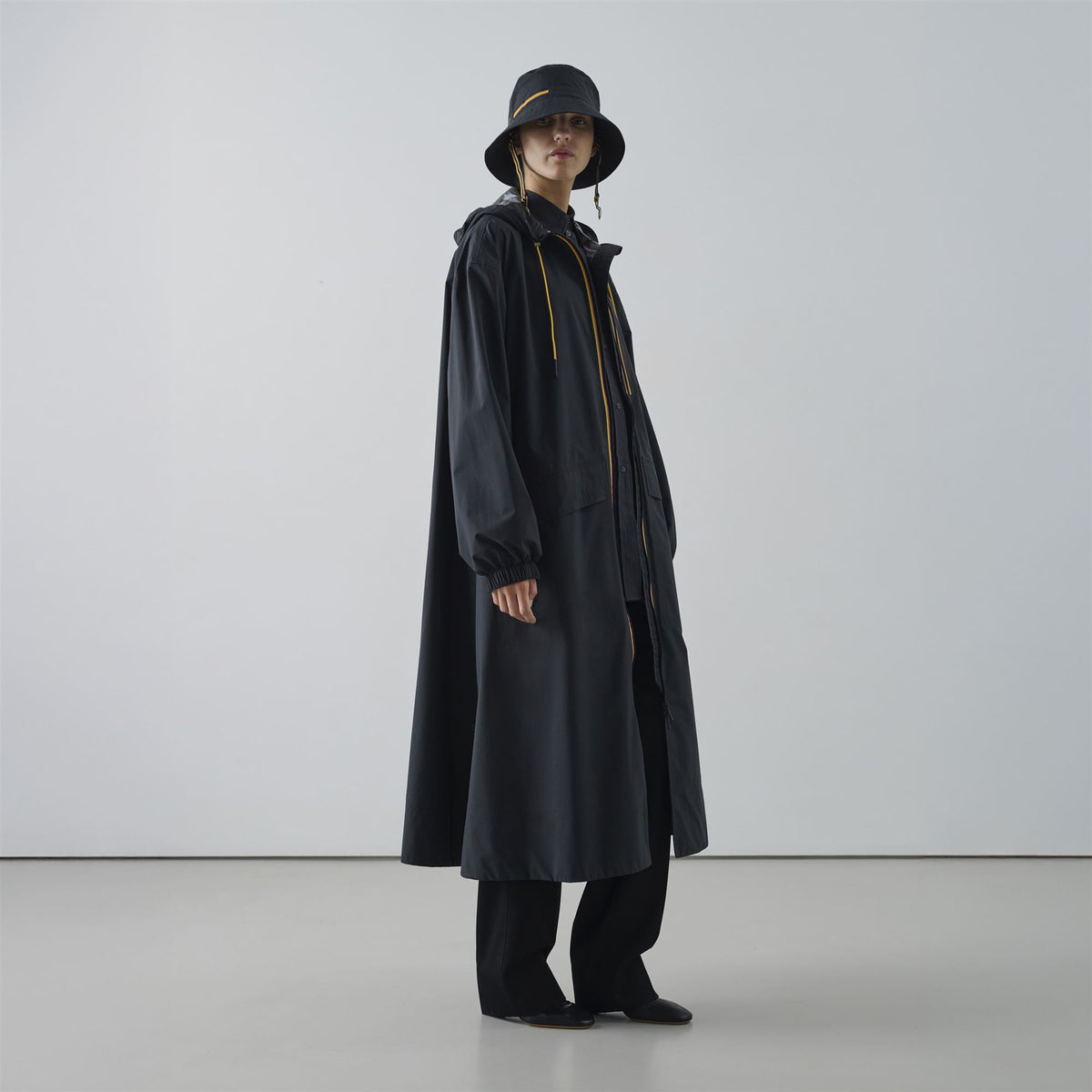 Jackets_WOMAN_ PRADEL SOEUR_Long_Black Sand - Commercial 4