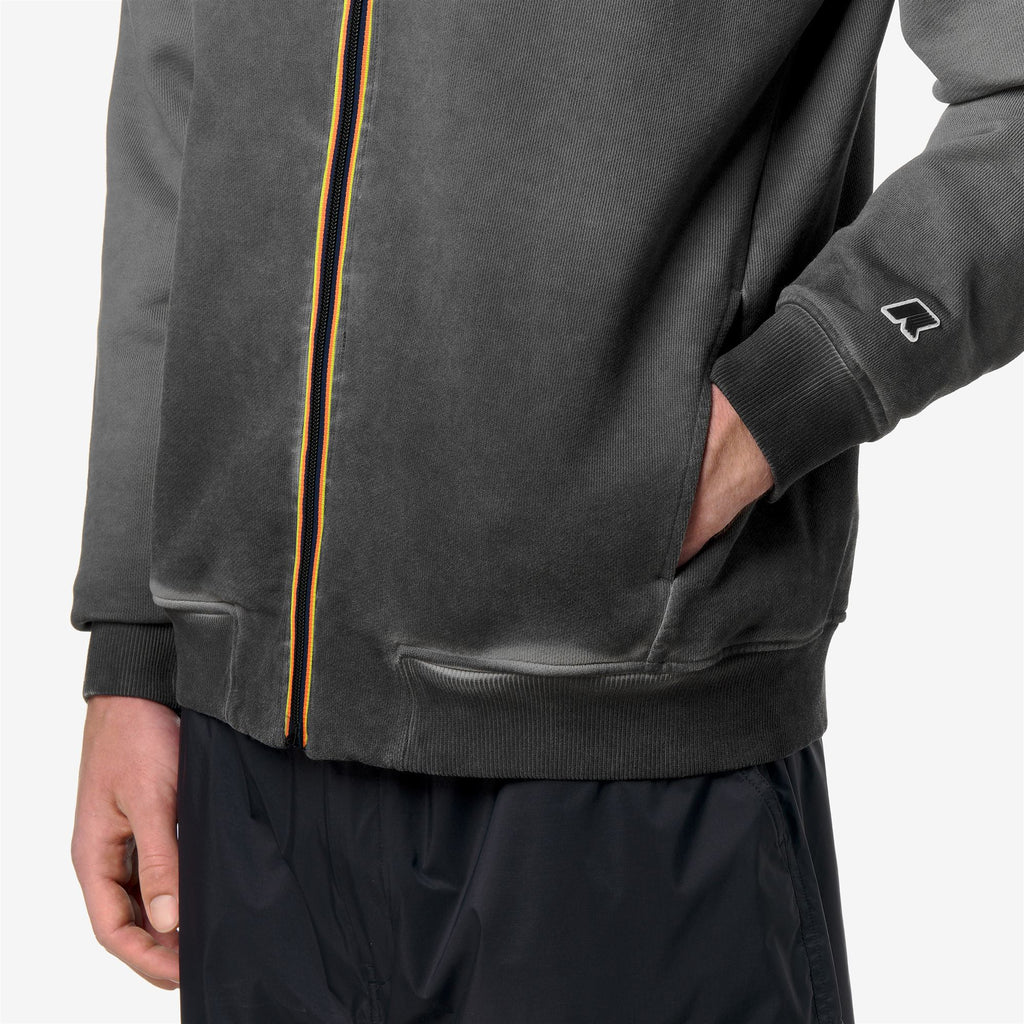Fleece_Man_RAINER LF_Jumper_Black Pure - Commercial 7