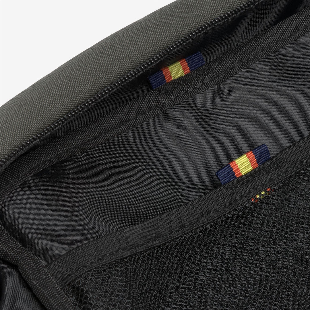 TRAVIS - Small Accessories - BEAUTY CASE - MAN - GREEN BLACKISH