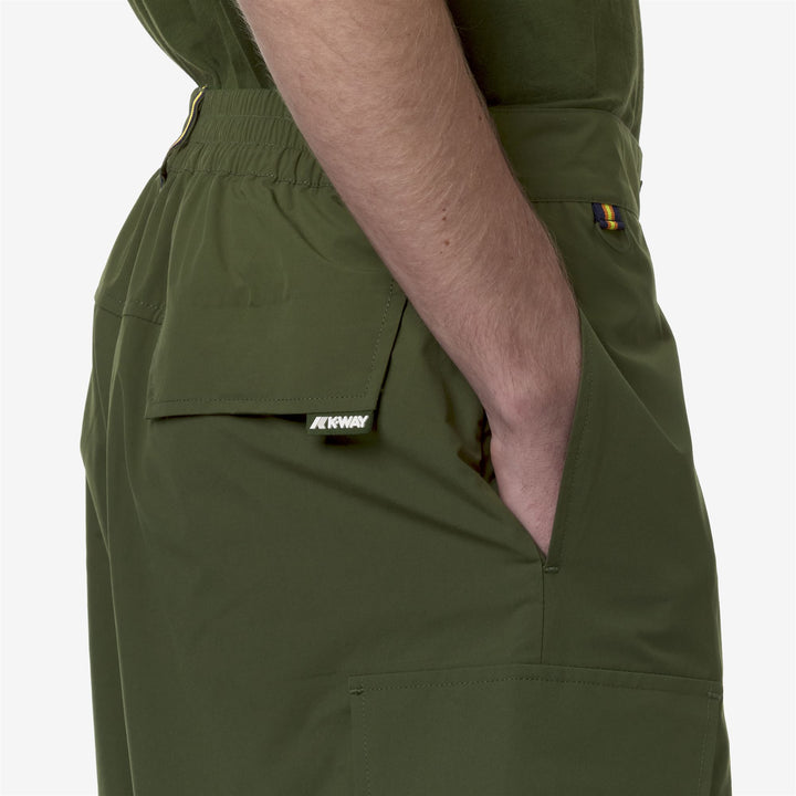 BASTYEL - Shorts - Cargo - MAN - GREEN CYPRESS